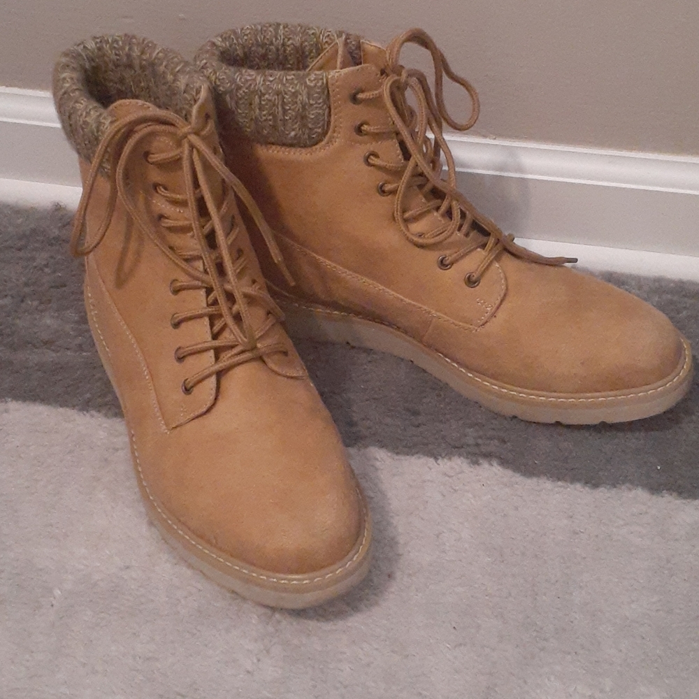 Womens boots